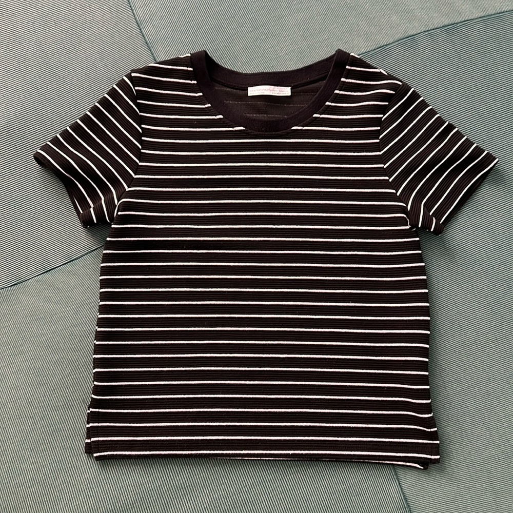 Striped cropped tee